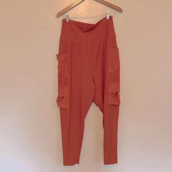 Free People FP Movement Orange Harem Pant Jogger NWOT L - Picture 1 of 6